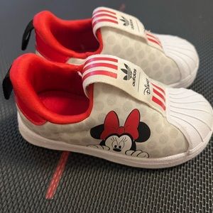 Adidas Disney Minnie Mouse Shoes 6C